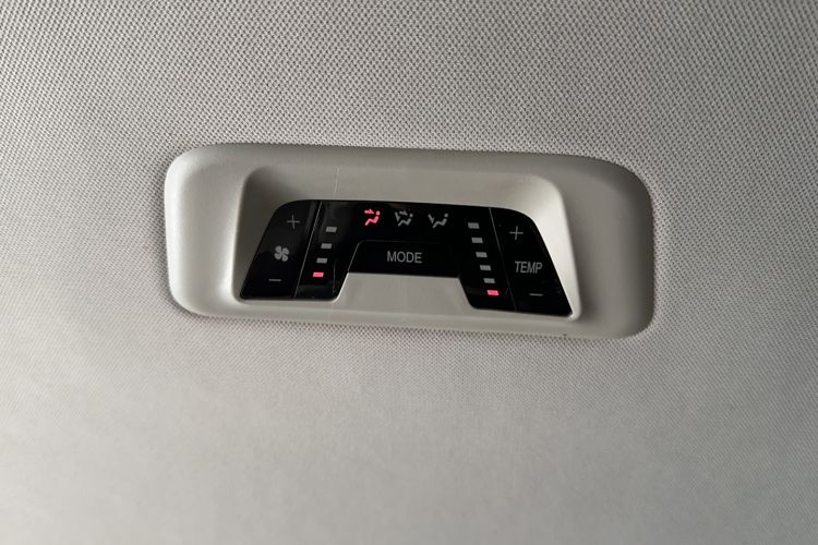 Used SAIC MAXUS G10 2015 2.0T Automatic Anniversary Edition
