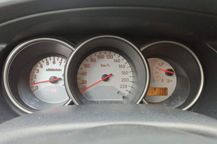 Used Nissan Livina 2010 JINRUI Edition 1.6L Automatic Standard Model