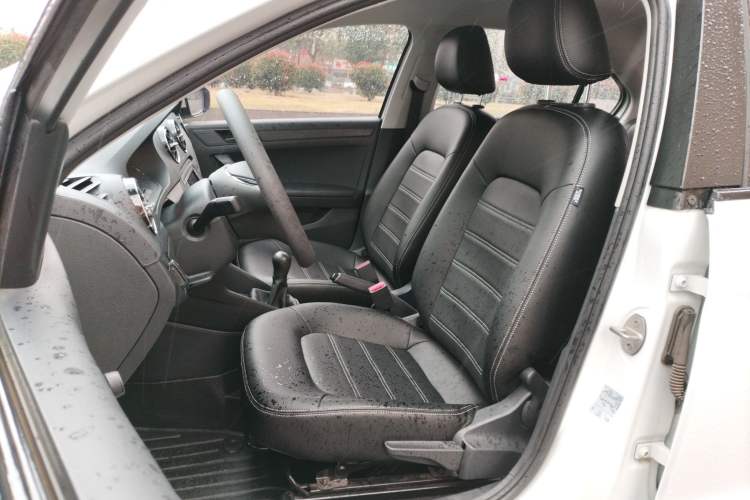 Used Jetta VA3 2019 1.5L Manual Entry-Level Version