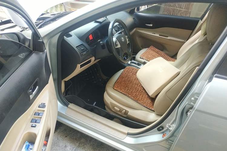 Used Bestune B50 2009 1.6 automatic luxury version
