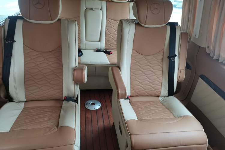 Used Mercedes-Benz Vito 2013 3.0L Elite Edition
