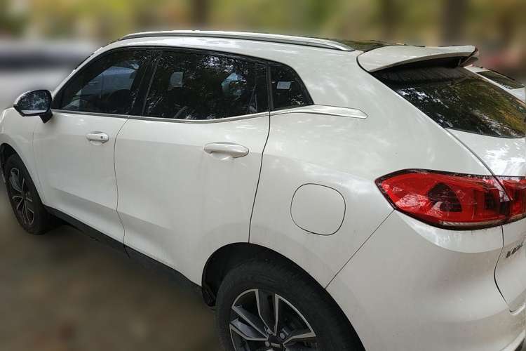 Used Wey VV5 2020 1.5T Two-Wheel Drive Smart Pioneer
