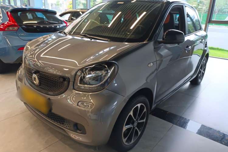 Used smart forfour 2016 1.0L 52 kW Passion Edition
