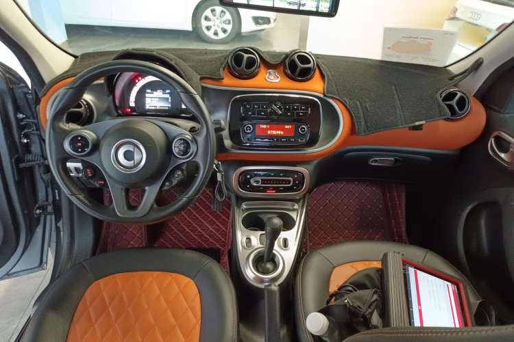 Used smart forfour 2016 1.0L 52 kW Passion Edition
