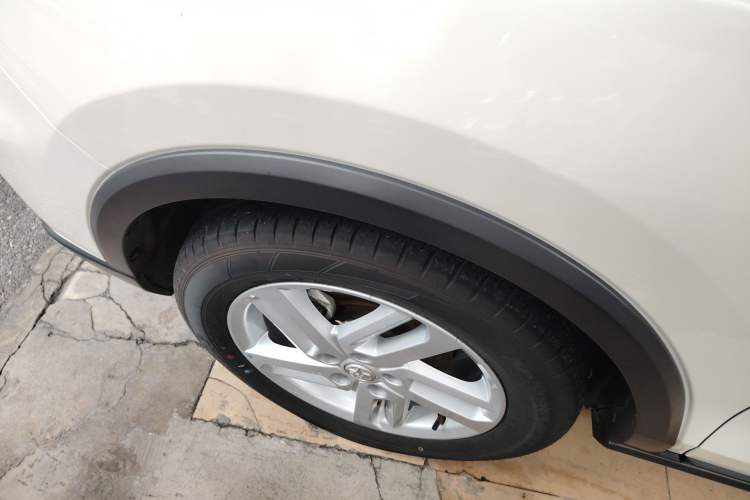 Used Venucia T60 2022 1.6L Manual Smart Vision Version