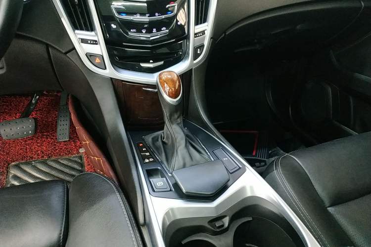 Used Cadillac SRX 2014 3.0L Leading Model