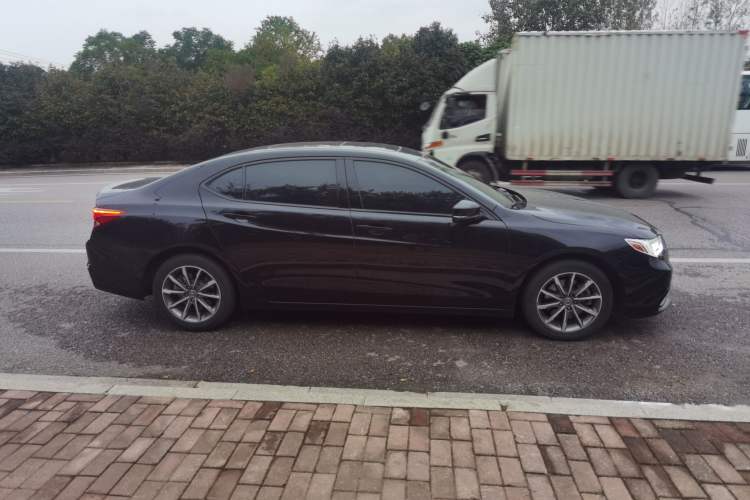 Used Acura TLX-L 2018 2.4L Comfort Edition