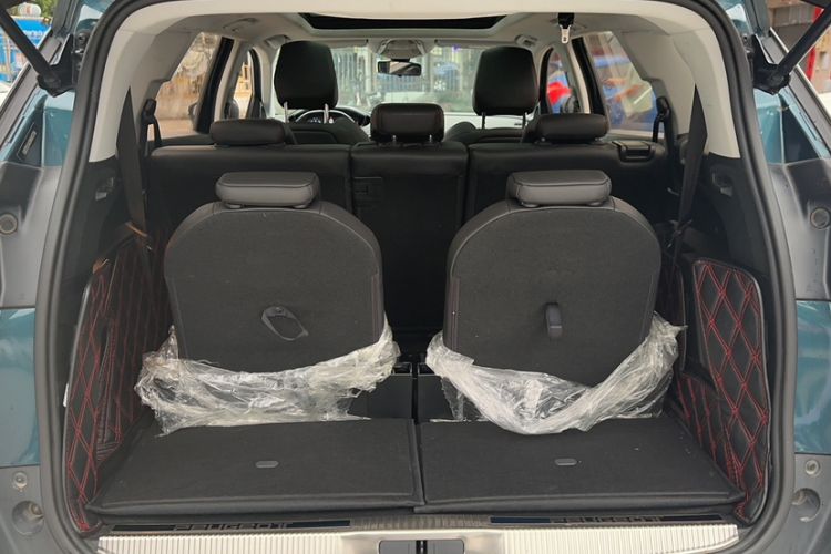 Used Peugeot 5008 2017 380THP 7-Seater Elite Edition Interior 2