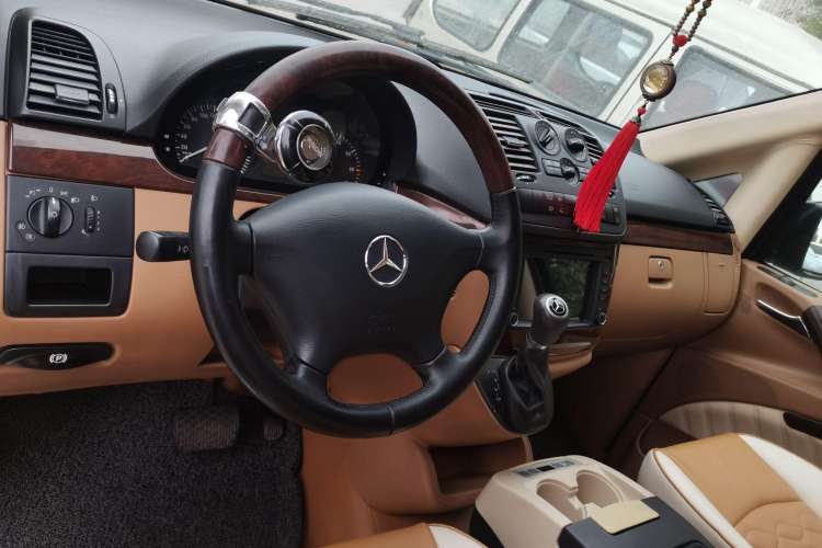 Used Mercedes-Benz Vito 2013 3.0L Elite Edition
