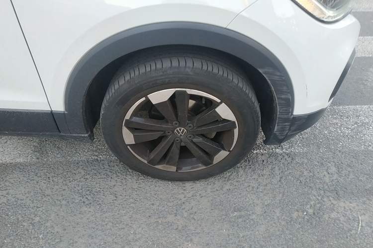 Used Volkswagen Tacqua 2020 1.5L Automatic Yue Right Front Wheel Hub