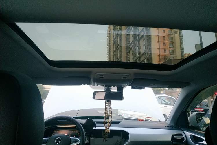 Used Volkswagen Tacqua 2020 1.5L Automatic Yue Headliner