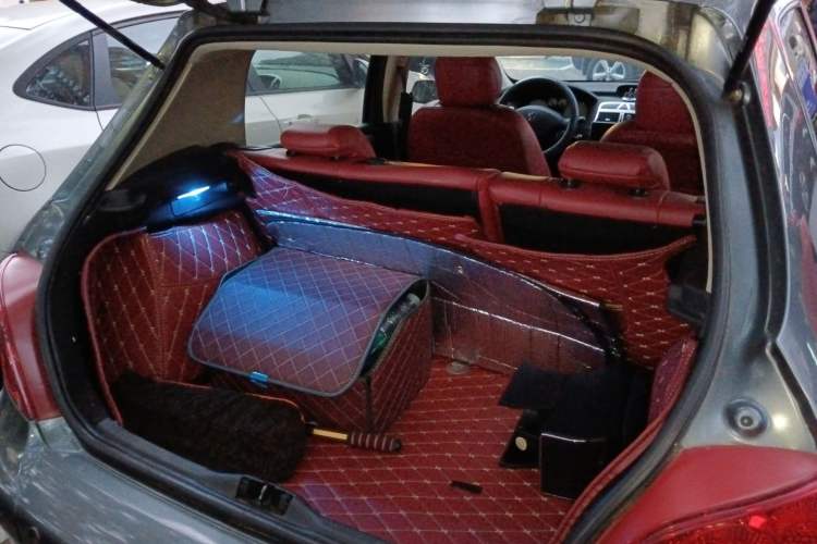 Used Peugeot 307 2012 Hatchback 1.6L Automatic Comfort Edition