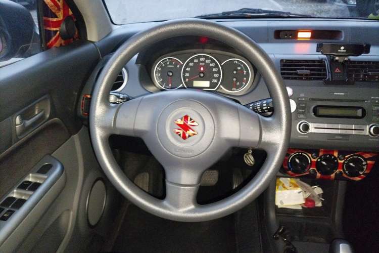 Used Suzuki Swift 2014 1.5L Automatic Fashion Edition
