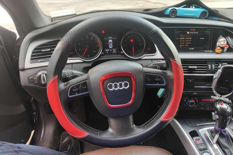 Used Audi A5 2010 2.0TFSI Cabriolet
