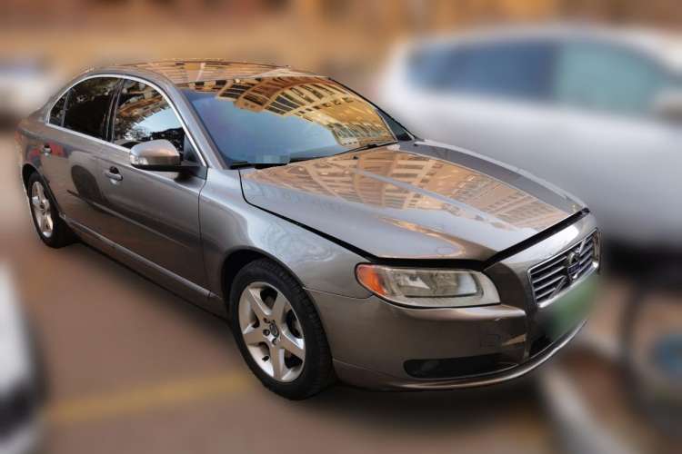 Used Volvo S80L 2011 2.0T Zhiya Edition
