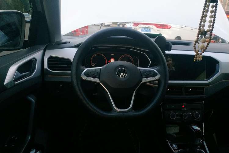 Used Volkswagen Tacqua 2020 1.5L Automatic Yue Steering Wheel