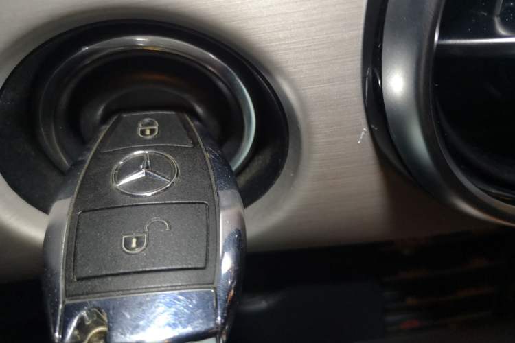 Used Mercedes-Benz GLK-Class 2015 GLK 260 4MATIC Dynamic Edition Ultimate Version