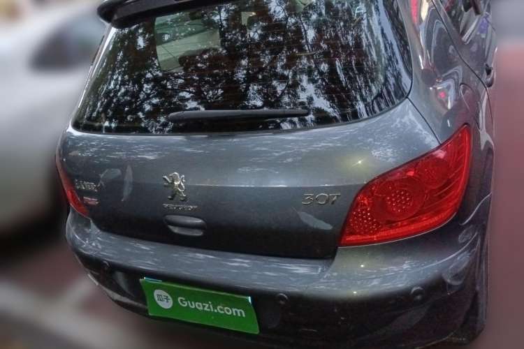 Used Peugeot 307 2012 Hatchback 1.6L Automatic Comfort Edition