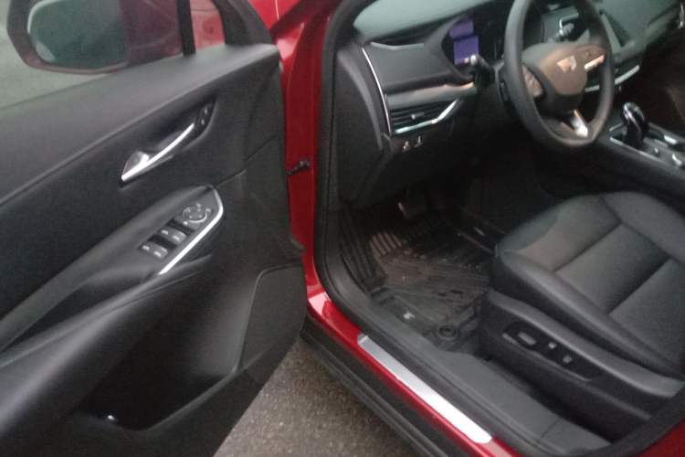 Used Cadillac XT4 2021 28T Two-Wheel Drive Leading Version