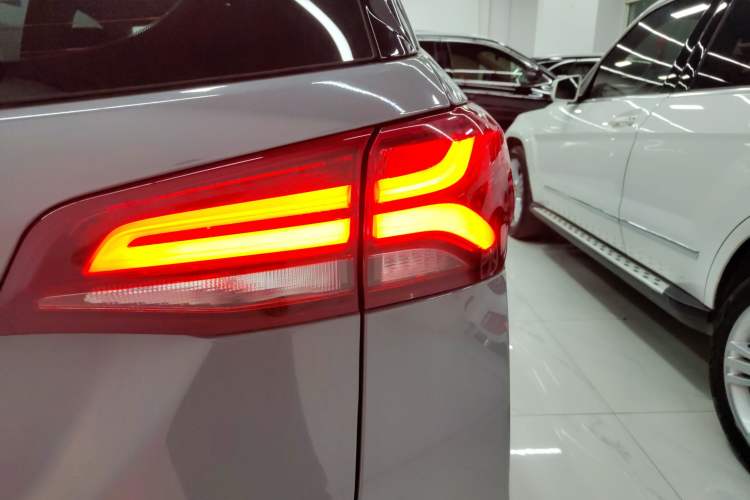 Used Chevrolet Equinox 2021 535T Yujie Edition
