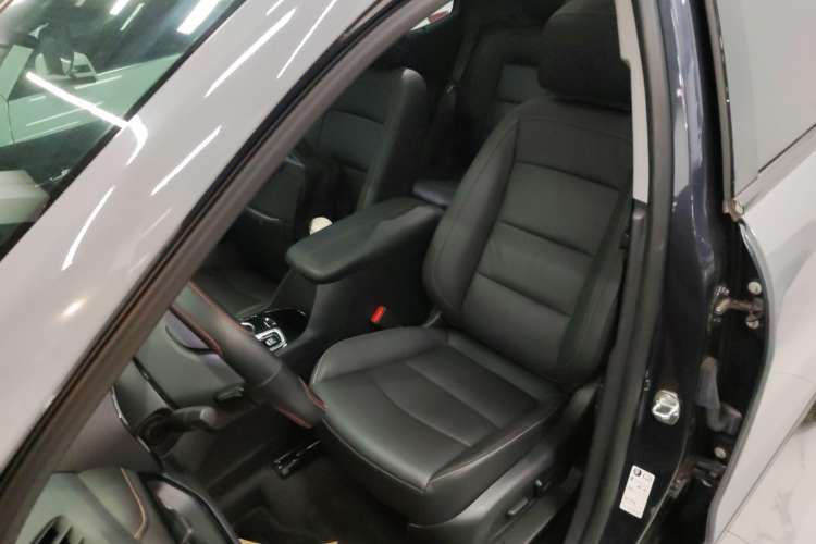 Used Chevrolet Equinox 2021 535T Yujie Edition
