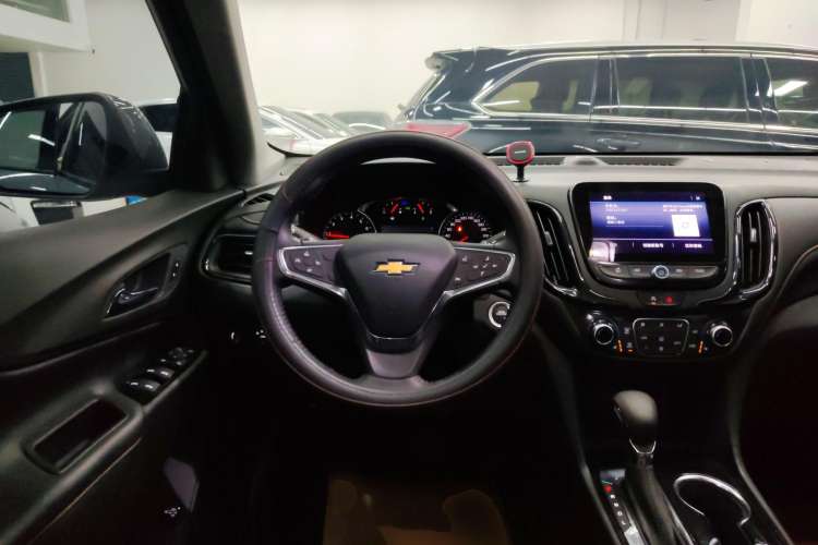 Used Chevrolet Equinox 2021 535T Yujie Edition
