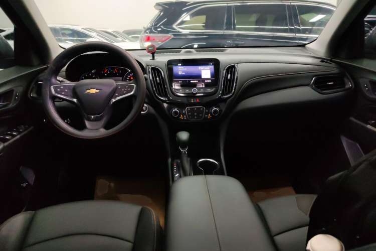 Used Chevrolet Equinox 2021 535T Yujie Edition
