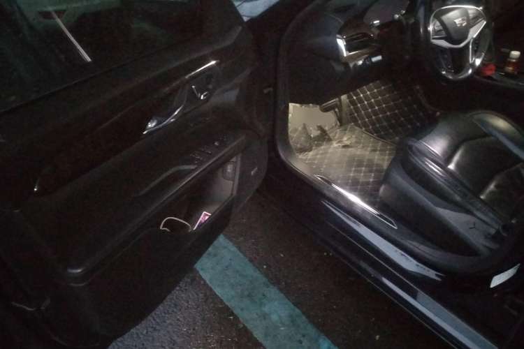 Used Cadillac CT6 2016 28T Luxury Model
