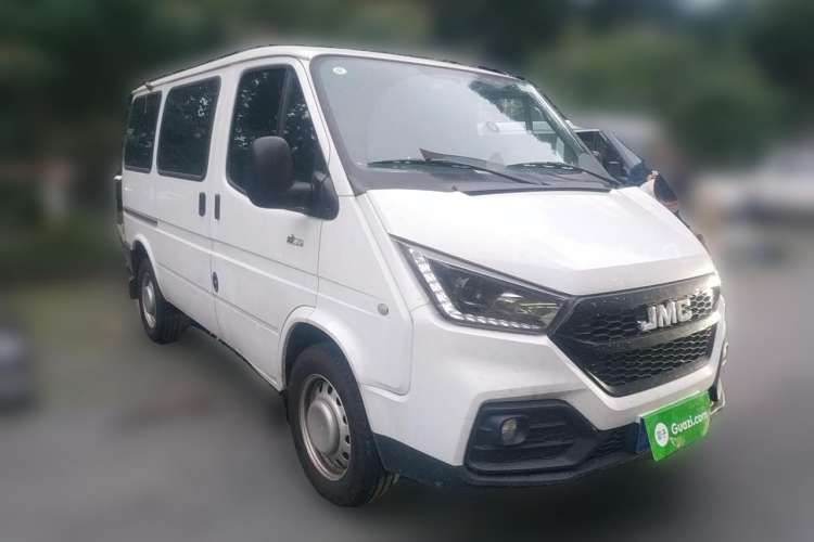 Used JMC Transit 2019 2.8T Commercial Version Short Wheelbase Low Roof 6-Seater China VI Emission Standard JX493