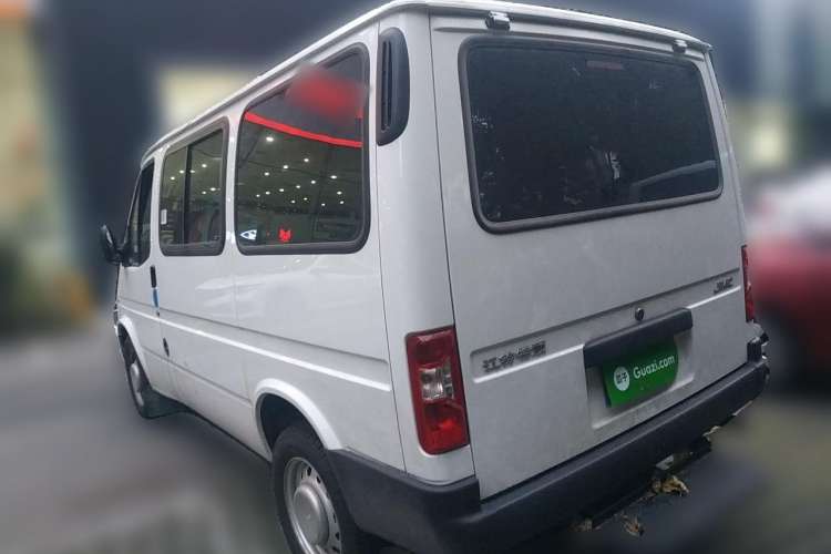 Used JMC Transit 2019 2.8T Commercial Version Short Wheelbase Low Roof 6-Seater China VI Emission Standard JX493