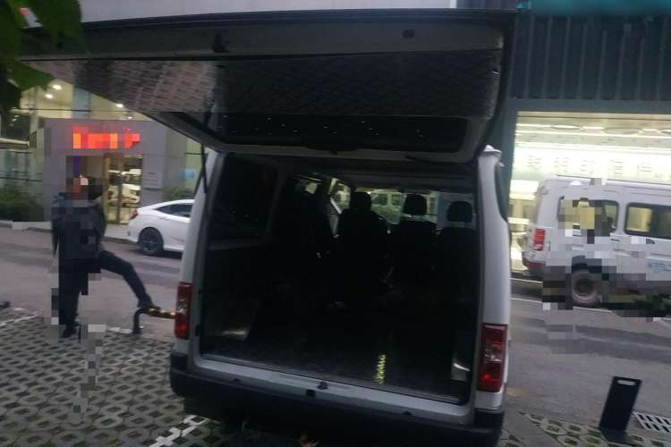 Used JMC Transit 2019 2.8T Commercial Version Short Wheelbase Low Roof 6-Seater China VI Emission Standard JX493