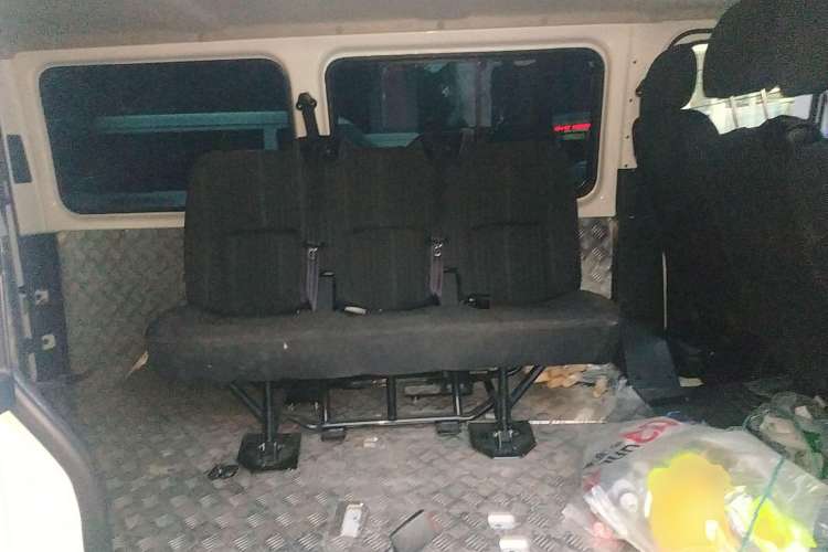 Used JMC Transit 2019 2.8T Commercial Version Short Wheelbase Low Roof 6-Seater China VI Emission Standard JX493