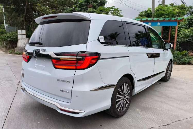 Used Honda Elysion 2024 2.0L eHEV Luxury Edition