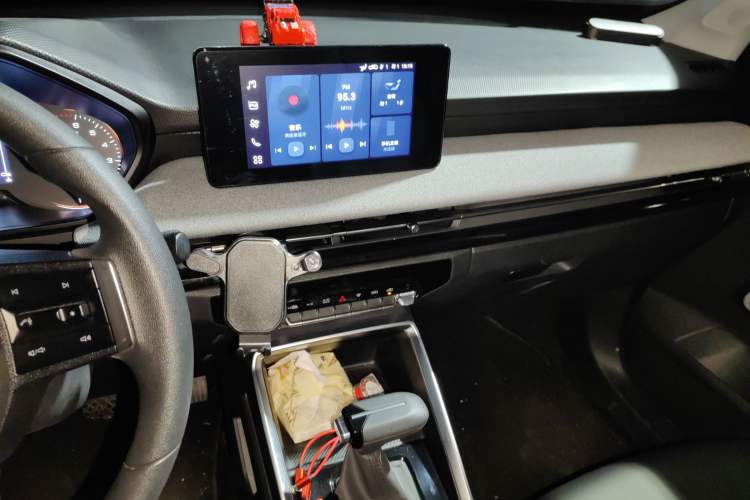 Used Wuling Alvez 2022 1.5L CVT Comfort Edition