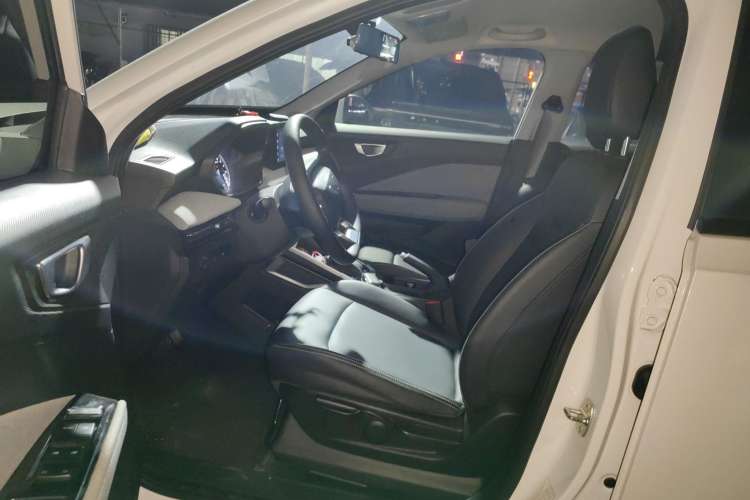 Used Wuling Alvez 2022 1.5L CVT Comfort Edition