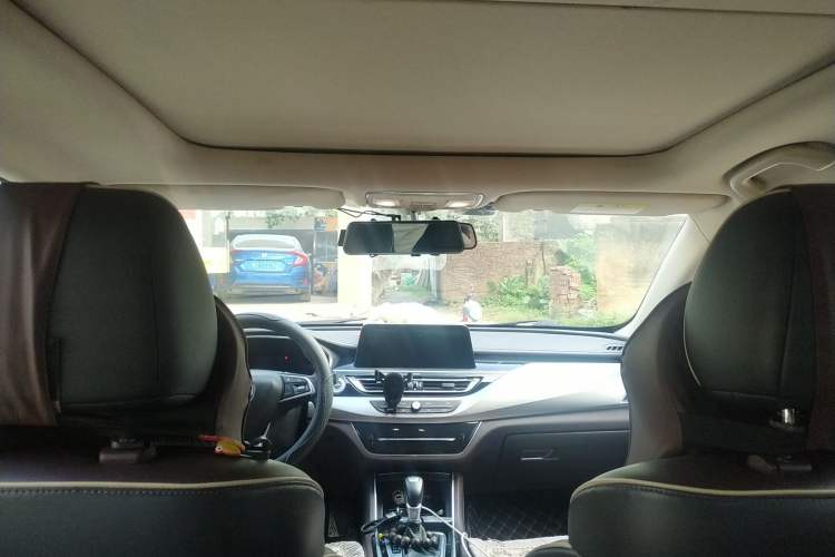 Used CHANGAN Raeton CC 2018 1.5T Automatic Zhiya Model China V Standard
