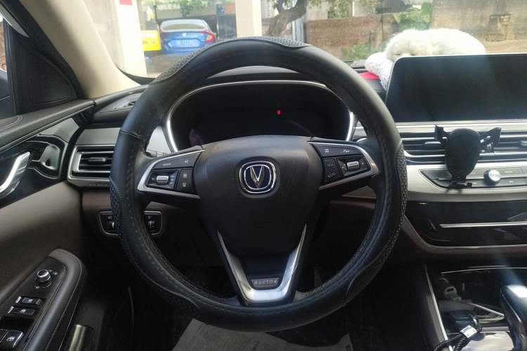 Used CHANGAN Raeton CC 2018 1.5T Automatic Zhiya Model China V Standard
