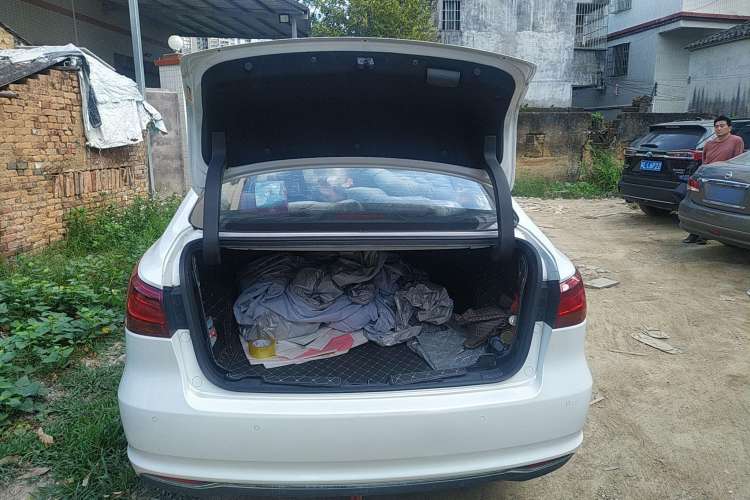 Used CHANGAN Raeton CC 2018 1.5T Automatic Zhiya Model China V Standard
