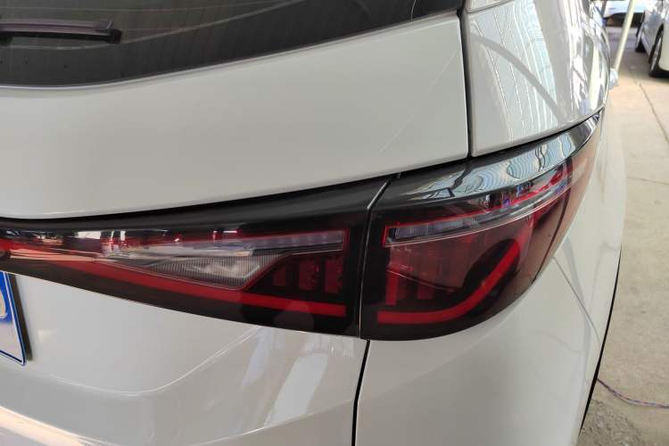 Used SOL X8 2021 300T DCT Prestige Smart Connect Edition 6 Seats