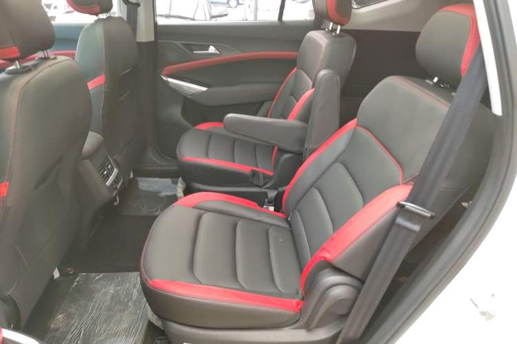 Used SOL X8 2021 300T DCT Prestige Smart Connect Edition 6 Seats