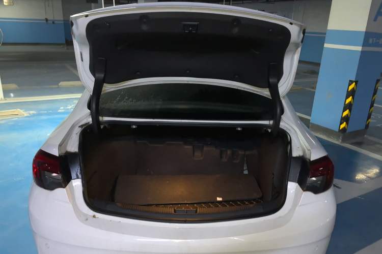 Used Buick Regal 2017 30H Luxury Version