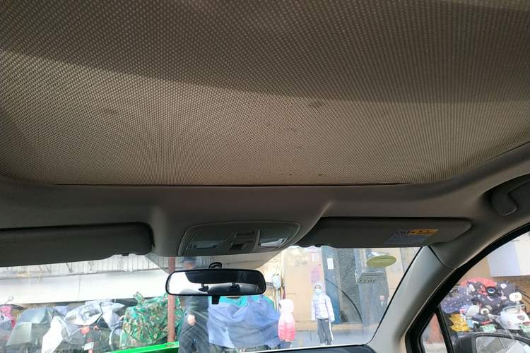 Used Suzuki S-Cross 2014 1.6L CVT Two-Wheel Drive Elite Version
