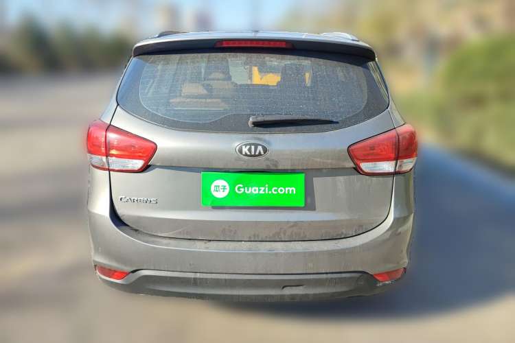 Used Kia 2013 2.0L 7-Seater Automatic Standard Version China IV Standard
