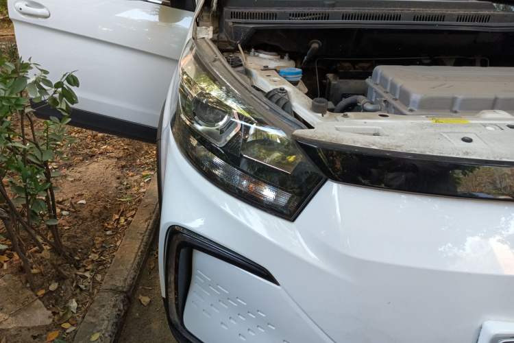 Used BAIC New Energy EC5 2019 New Style Edition Right Front Headlight