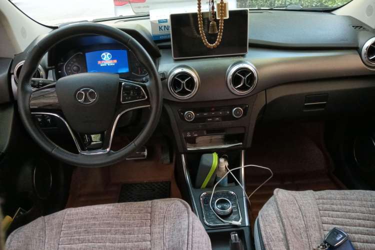 Used BAIC New Energy EC5 2019 New Style Edition Center Console