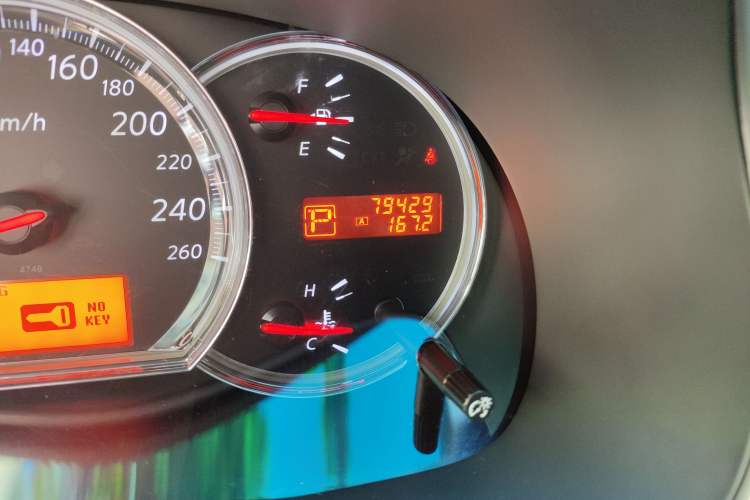 Used Nissan Teana 2008 2.5L RX Cool Edition Odometer Close Up