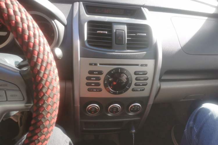 Used CHANGAN CX20 2011 1.3L Manual Sport Edition
