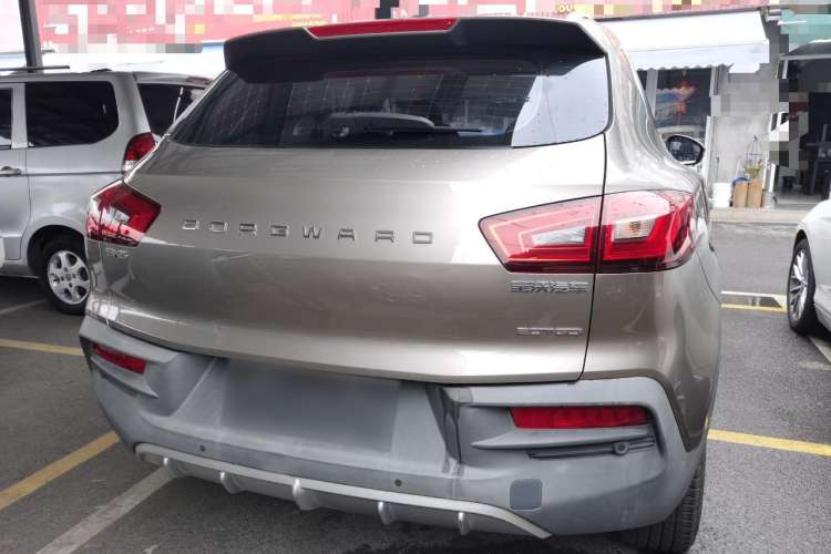 Used BORGWARD BX5 2017 20TGDI Automatic Two-Wheel Drive Pioneer Edition
