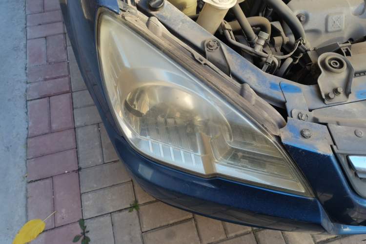 Used Soueast V3 Lingyue 2008 1.5L Manual Luxury Edition