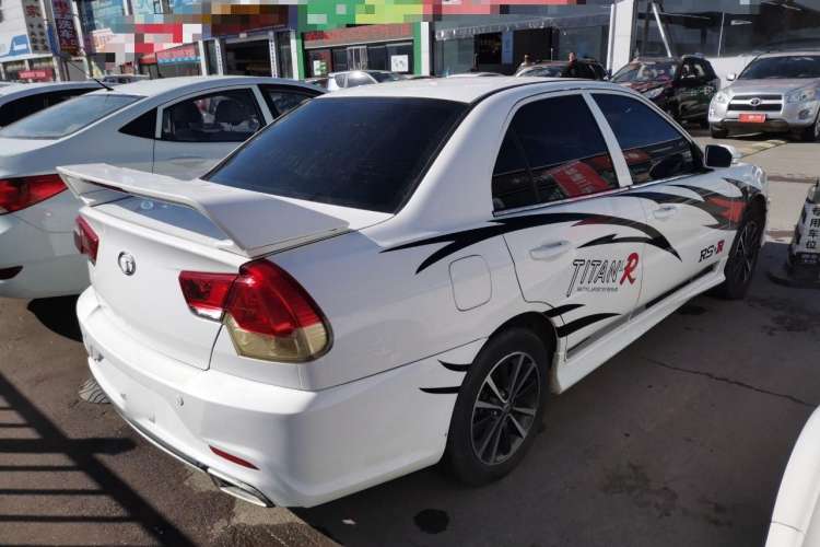 Used Soueast V3 Lingyue 2015 1.5L Manual Style Edition